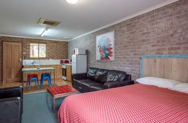 Eildon Parkview Motor Inn. Room 10