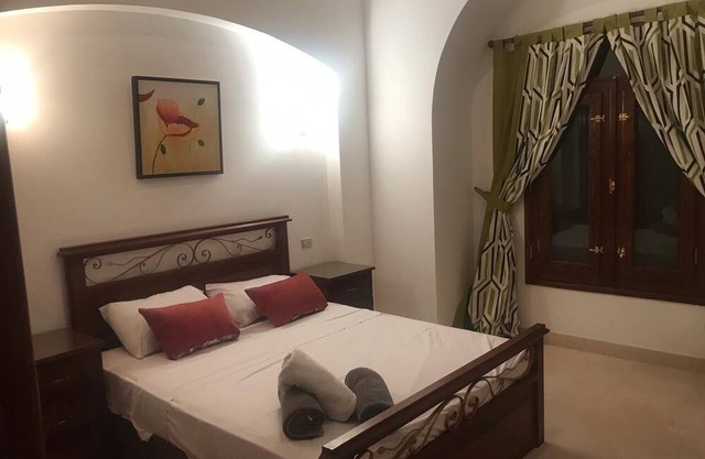 El Gouna 1 BR Ap Pool and lagoon