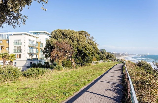 Sea Quest - an apartment that sleeps 2 guests in 1 bedroom