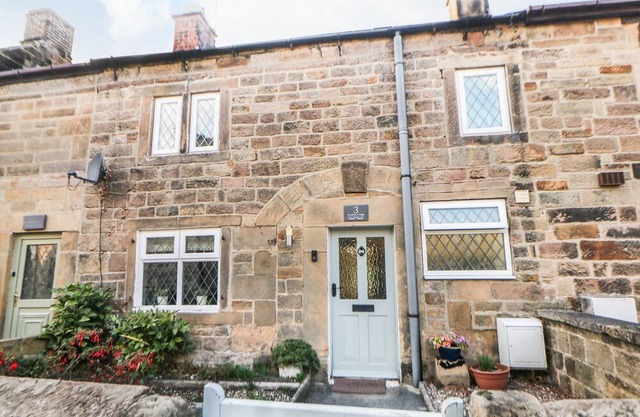 3 Brookside Cottages, DOS DALES