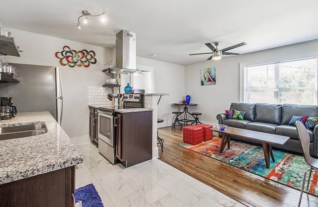 Artist’s Apartment-near OU Med, Bricktown, Arena