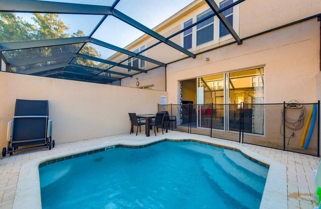 ¡NUEVO LISTADO! Casa RENOVADA con piscina con habitaciones temáticas A los niños les ENCANTARÁ 3 millas2 Disney