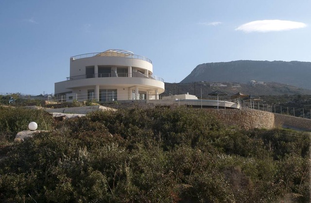A stunning villa on a totally private promontory