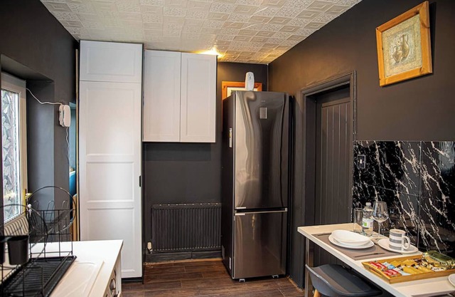 Home in Manchester Near Etihad Stadium - Parking