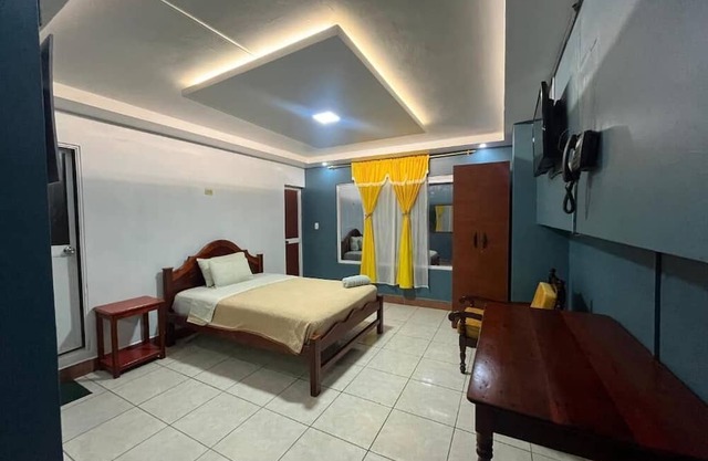 HOTEL LOS BANCOS