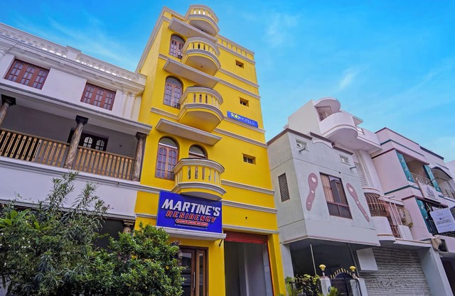 Fabhotel Martine’S Residency