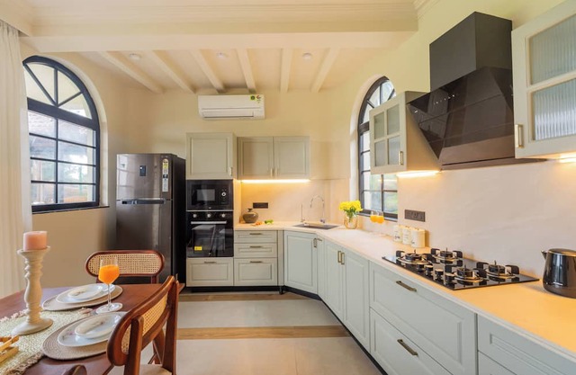 Water Edge by Akama Homes- 4Bhk Luxe