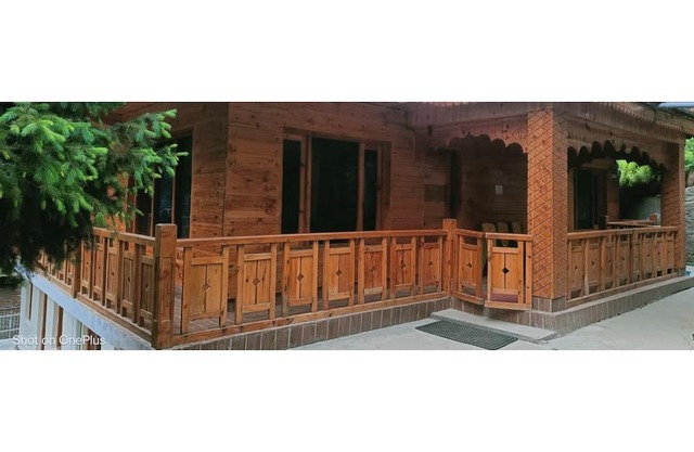 Harsil apple homestay