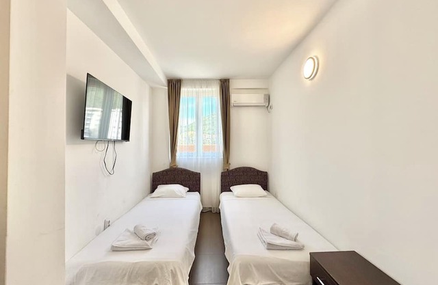Hotel Lobo