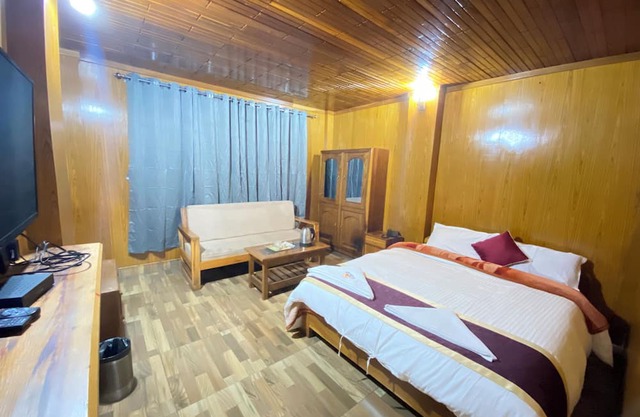 Hotel Dekhang