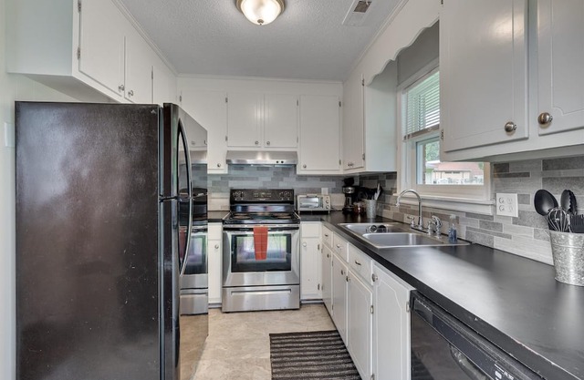 Duke Ramp Champ 3br 3 Bedroom Apts by Quantum Suites