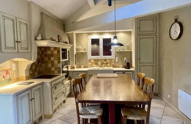 New " Villa Nova "