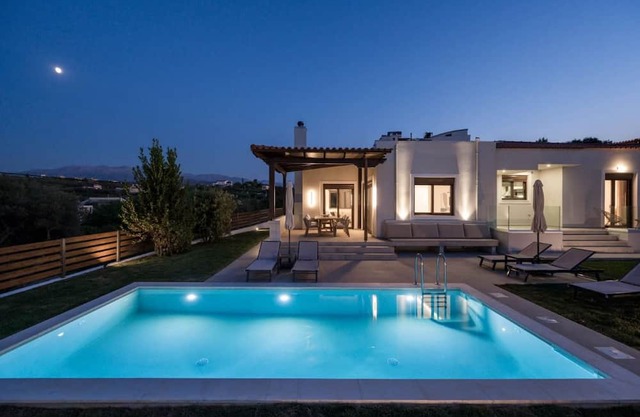 Chic and Cozy Retreat
