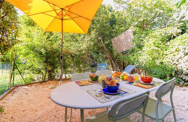 Garden hideaway Lavandou by SELECTsoHOME