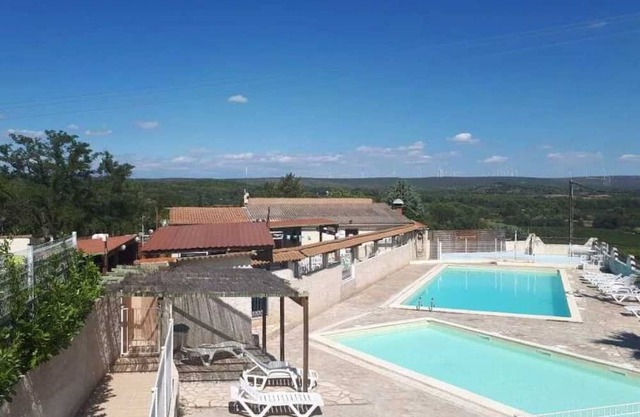 Camping 3 étoiles - Piscine - cca0fic