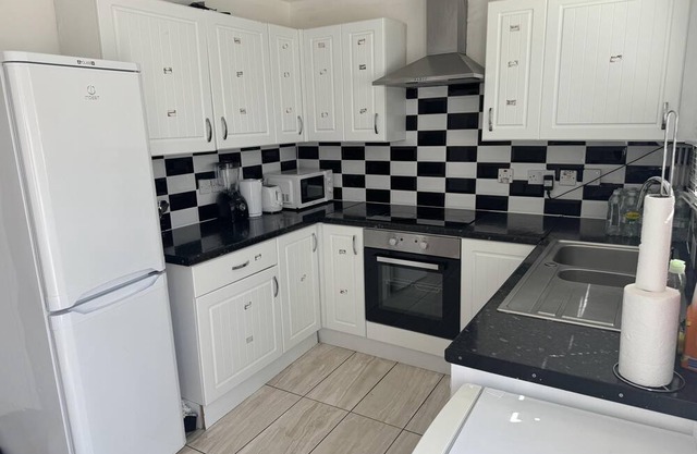 Luxury London Apartment with 3 Bedrooms