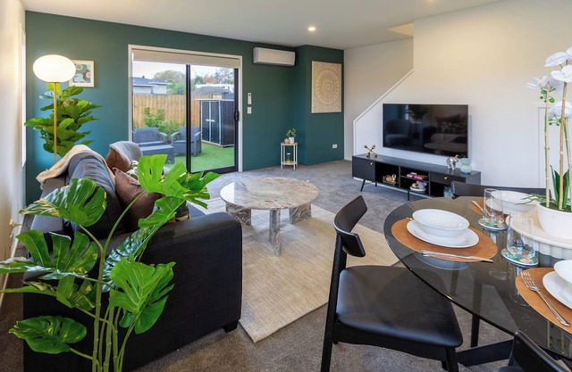 Serene Living: 2-bed w/Carpark