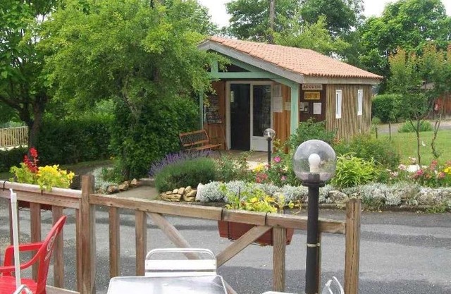 Camping 3 étoiles - Piscine - efaae0