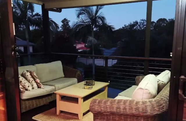 Private Room in quiet Cashmere, Moreton Bay