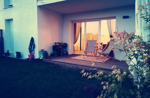 Nice 2-room apartment with garden