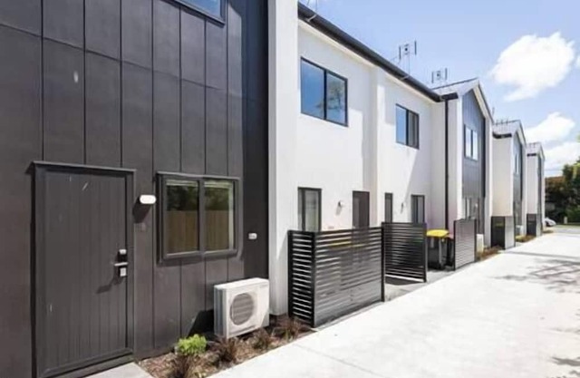 Unwind in Stylish New Accom in Bustling CHCH U3, Unwind in Stylish New Accom in Bustling CHCH