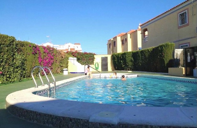 Homerez - Apt. in Torrevieja with pool