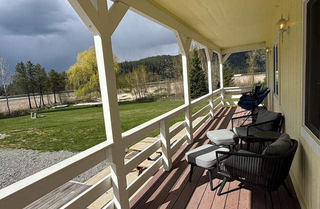 Secluded Waterfront Cabin on Pend Oreille with Private Cove