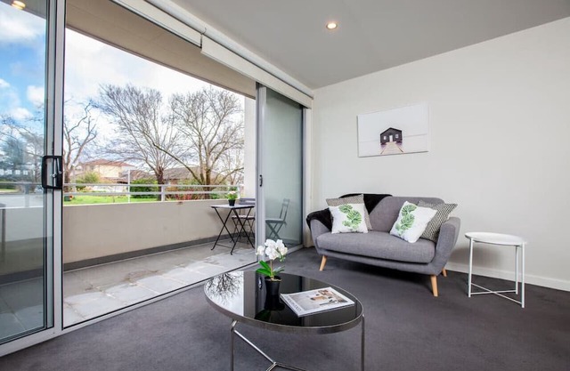 Modern Convenience 2bd 2bth at Curtin