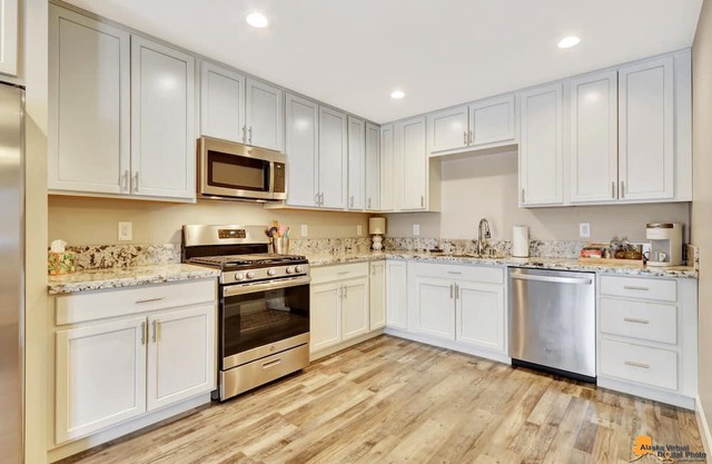 Upscale retreat in Wasilla Alaska!
