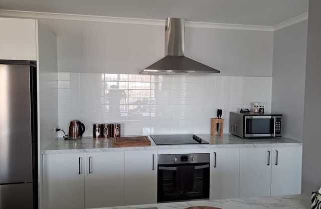 Richmond Tasman Nelson. New 3bdrm. 2 Bathroom House with Double Garage. Central