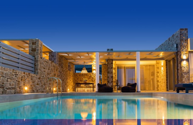 Orelia Luxury Villas