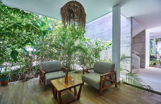 Sunset View 2 Bedrooms | 2 Baths | 4 Guests