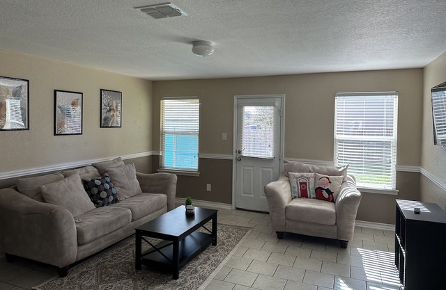 Ideal Home for Large Gatherings