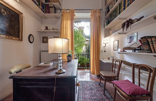 Villa 'Luxury Apartment Vicino Firenze' with Private Garden, Balcony and Wi-Fi