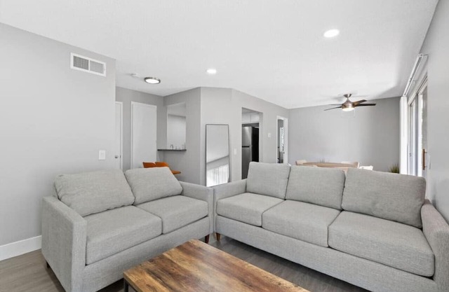 2BR/2BA Cozy Queen Suite Apartment with Pool