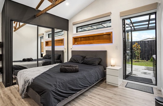 Studio Unit with Spa Bath!