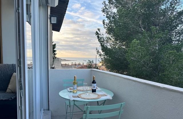 Homerez - Appartement 500 m away from the beach for 4 ppl. at Martigues