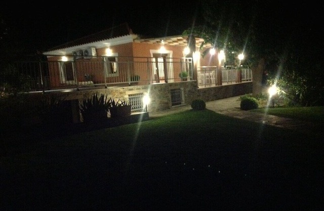 Villa Maria: A Spectacular beachfront villa with private pool and orchards