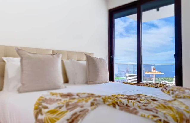 Allure Alannas Villa by LovelyStay