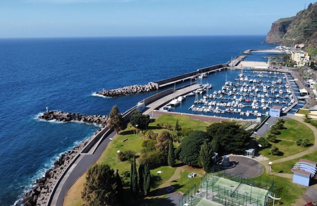 Arco Beach by LovelyStay