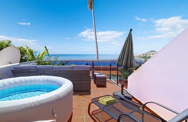 Casa Moleson by LovelyStay