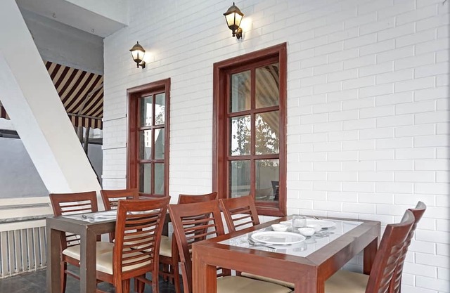 Townhouse 1294 Sky View Inn