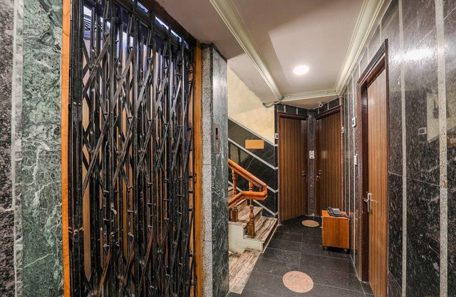 OYO Hotel Sitara Grand