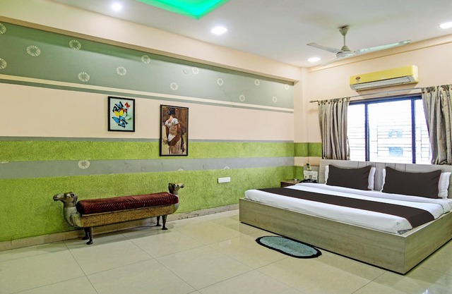 Super Collection O Urban Guest House
