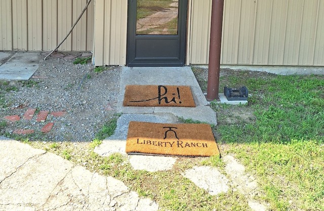 All 3 houses for 1 nightly rate! Close to Pioneer Woman's Mercantile!