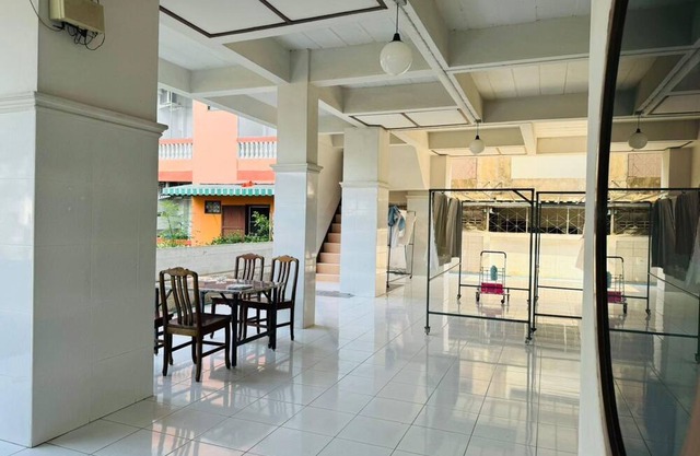 OYO 75484 My Home Guesthouse