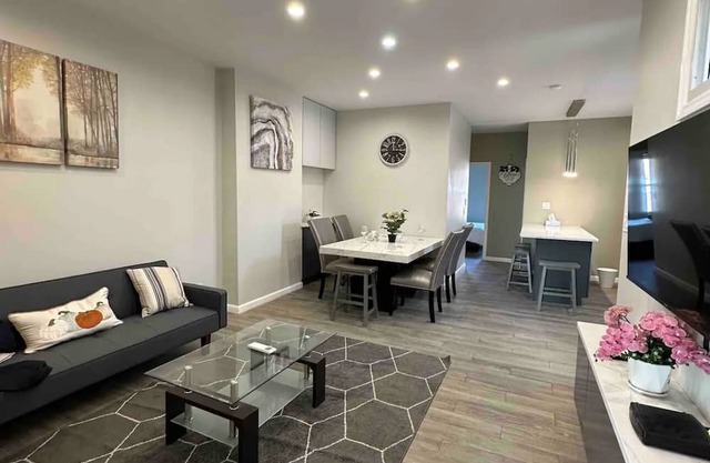 Lovely room in shared house!