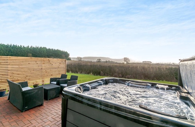 2 bedroom accommodation in Guisborough