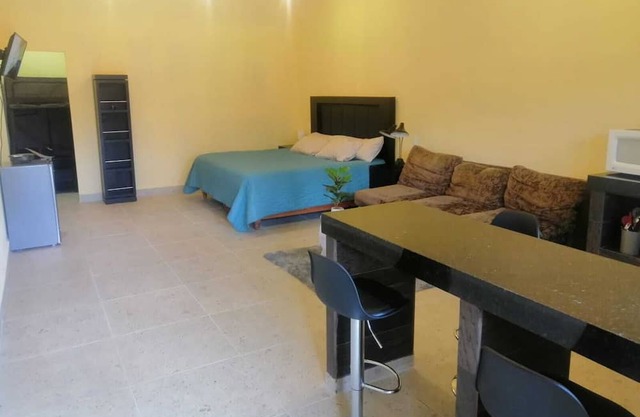 Departamento a 10 min del aeropuerto y playas publicas, estacionamiento gratis