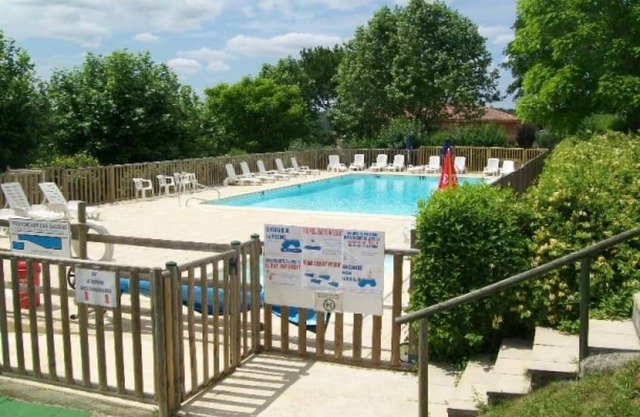 Mobilhome 3 étoiles - Piscine - eeeeba